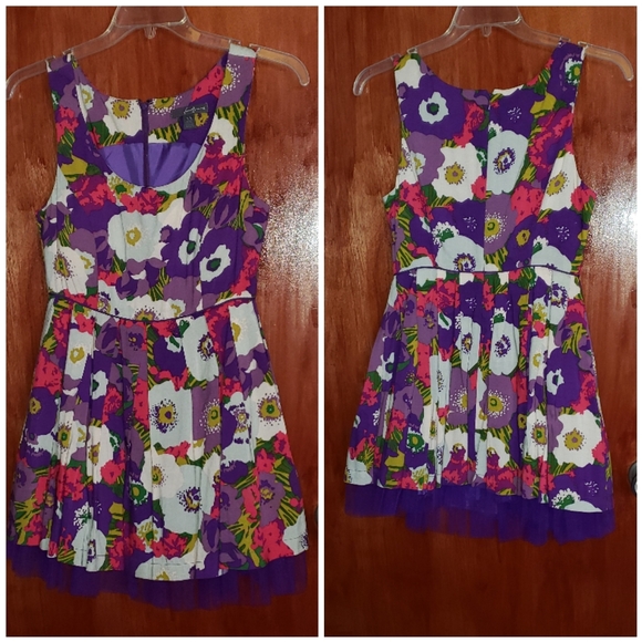 Forever 21 Dresses & Skirts - Floral Midi Dress with Tulle detail